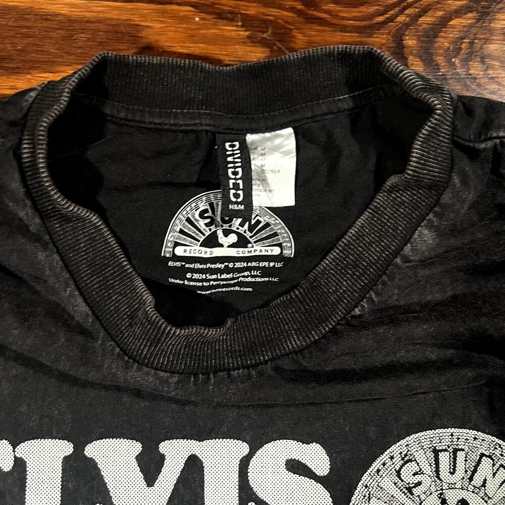 Sun Records Small Vintage Wash Elvis Presley Graphic Tee Black Relaxed Modern - Picture 4 of 5